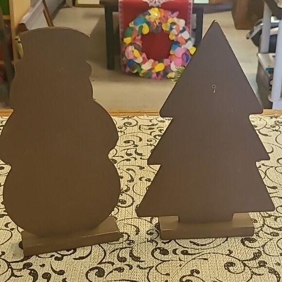 Festive Snowman and Tree HolidayTable Top Decor Set - Picture 4 of 5